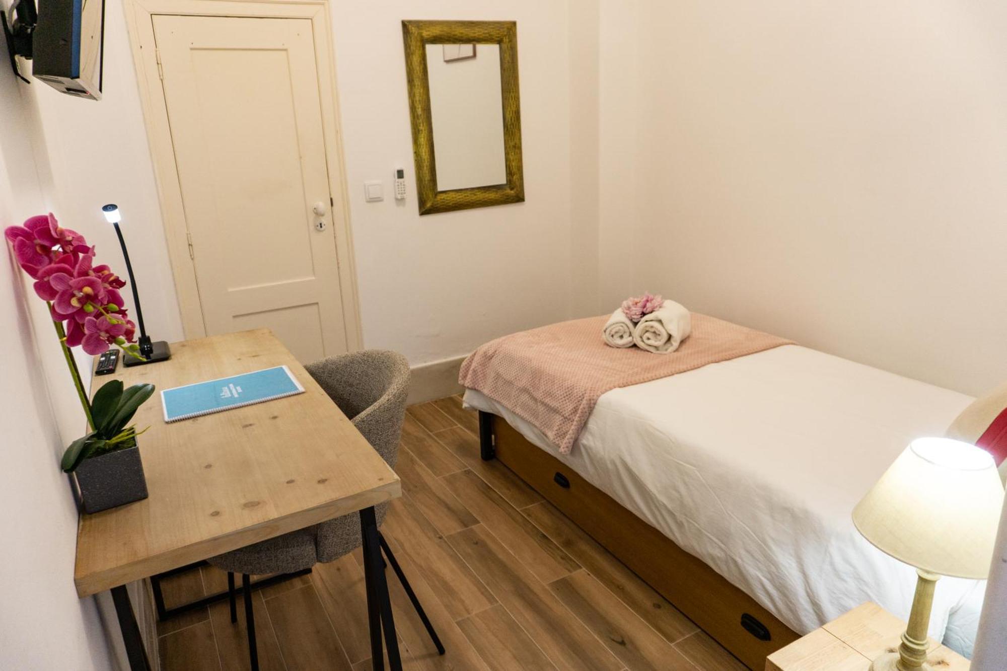 Lalitana Townhouse Hotel Lagos Værelse billede